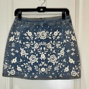 Savanna Jane Floral Embroidered Jean Skirt NWT Stretch Boho Size Small